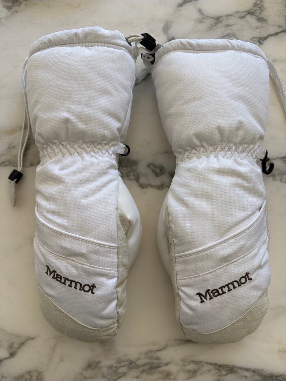Women’s Marmot Gloves XS New without Tags